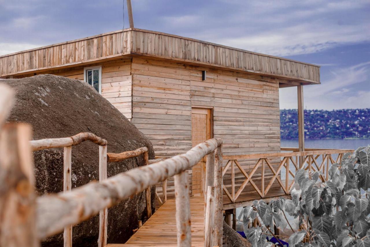 Single Cabin With Lake View Mwanza Exterior foto